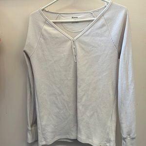 roots white waffle top